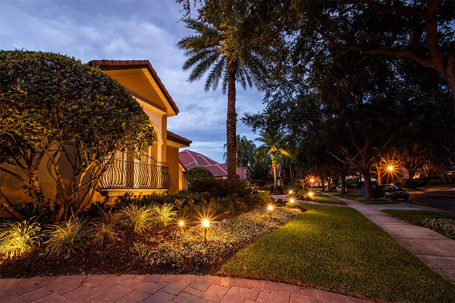 What to Look for When Choosing a Landscape Lighting Service in Indianapolis, IN